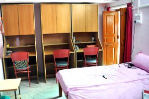Girls hostel with Top Facilities